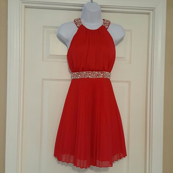 Speechless Dresses & Skirts - Formal dress